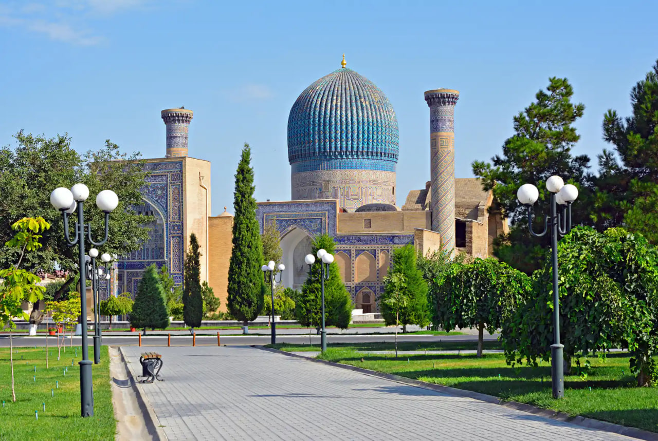 THE GREAT SILK ROAD: FROM TASHKENT TO BUKHARA